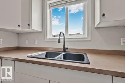Interior photo 3 of #232 4309 33 ST