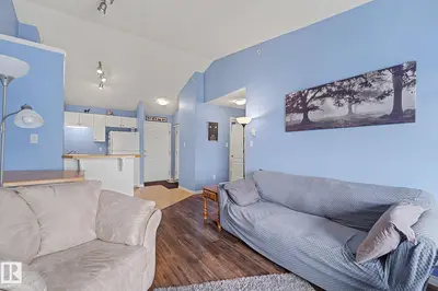 Interior photo 3 of #414 151 Edwards DR SW SW