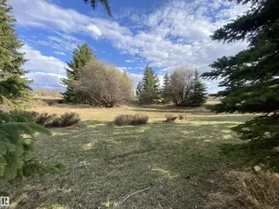 Interior photo 2 of 52318 RGE ROAD 213