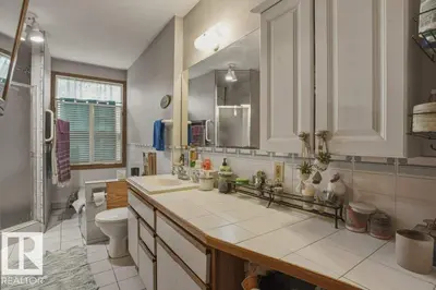 Interior photo 2 of 54056 RGE ROAD 211