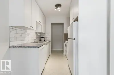 Interior photo 3 of #124 5730 RIVERBEND RD NW