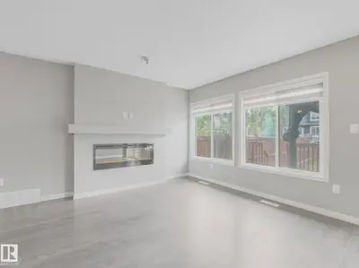 Interior photo 4 of 5189 Crabapple Link LI SW