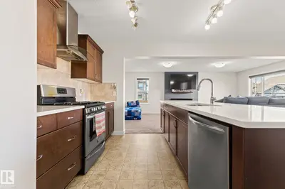 Interior photo 3 of 724 40 AV NW