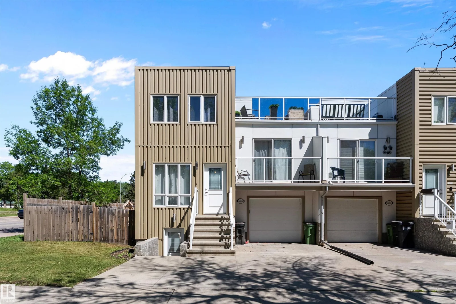14832 103 Ave NW, Edmonton - 3 bedroom Duplex for sale