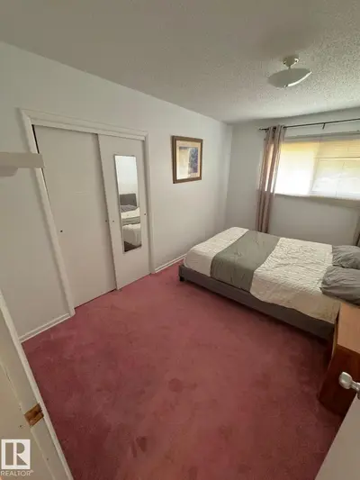 Interior photo 4 of 5093 45 ST