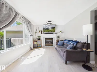 Interior photo 4 of 506 Bevington CL NW