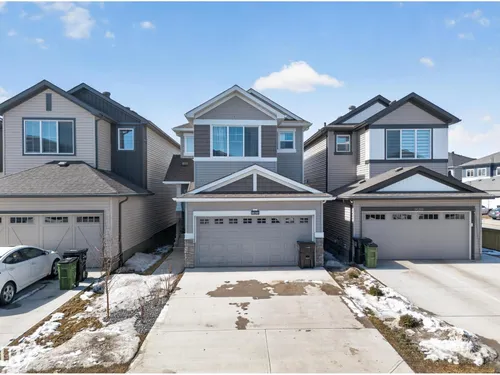 1684 12 ST NW, Edmonton - $559,999