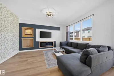 Interior photo 4 of 1684 12 ST NW