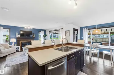 Interior photo 3 of 2 SONORA