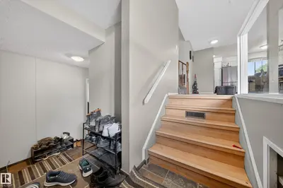 Interior photo 3 of 2832 35 ST NW