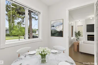 Interior photo 2 of 10628 73 AV NW