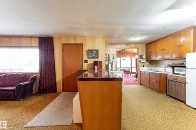 Interior photo 4 of #177 51268 RGE ROAD 204