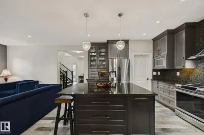 Interior photo 3 of 48 Lundberg CR
