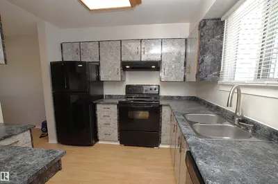 Interior photo 3 of #19 15710 BEAUMARIS RD NW