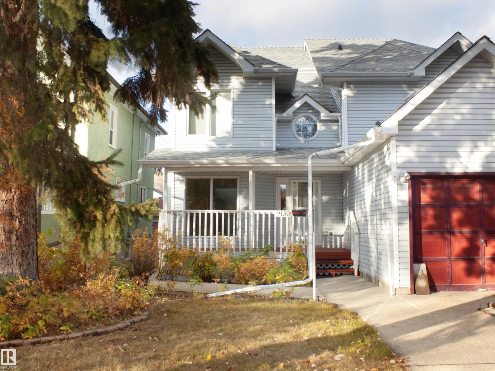 9130 77 AV NW, Edmonton - 3 bedroom Duplex for sale