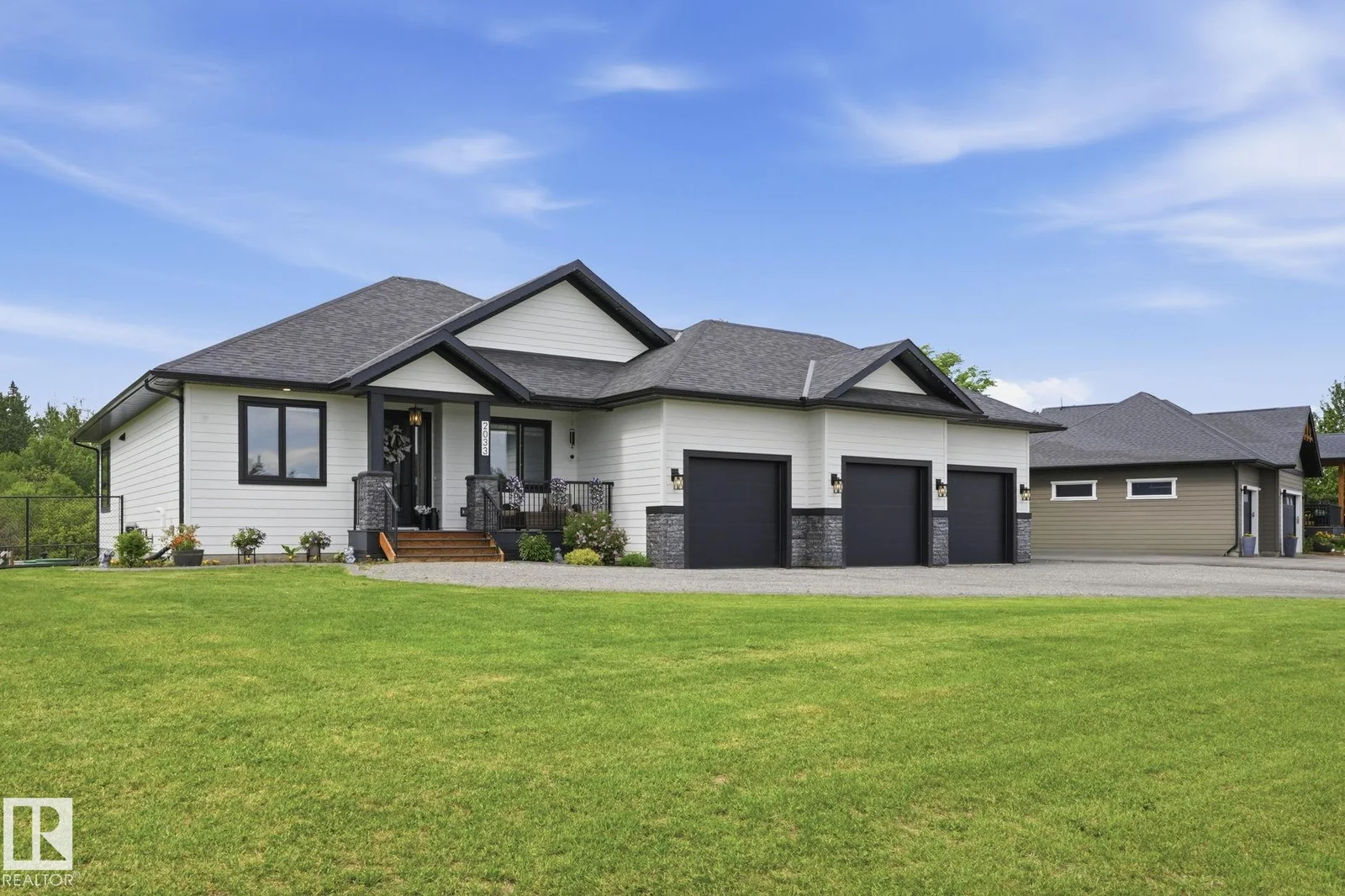 2033 Spring Lake DR, Rural Parkland County - 5 bedroom Detached Single Family for sale
