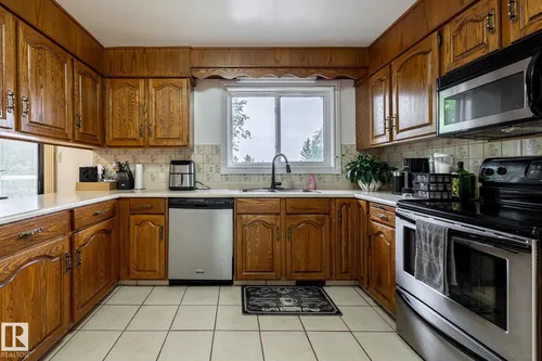 16312 119 ST NW, Edmonton - $459,000