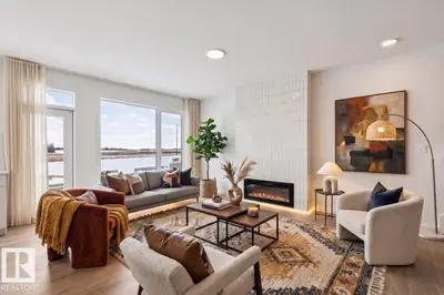 Interior photo 2 of #7015 50A AVE AV