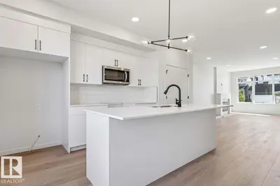 Interior photo 2 of #7118 50A AVE AV