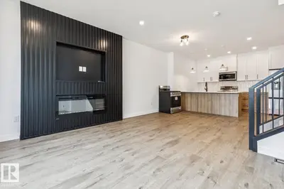 Photo 3 of 11336 130 ST NW