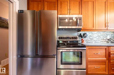 Interior photo 3 of 14708 108 AV NW