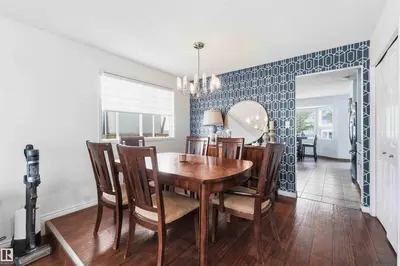 Interior photo 3 of 18808 72A AV NW