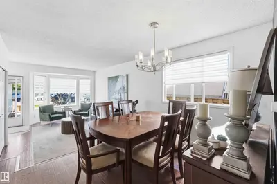 Interior photo 4 of 18808 72A AV NW