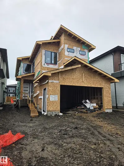 Interior photo 1 of 113 29A ST SW