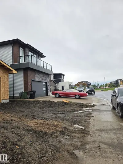 Interior photo 2 of 113 29A ST SW