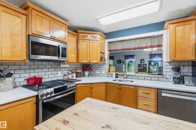 Interior photo 2 of #253 22112 TWP ROAD 531