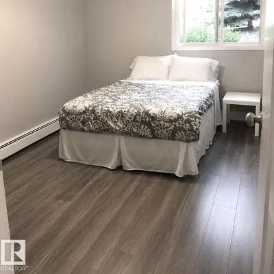 Interior photo 2 of #102 340 WOODBRIDGE WY