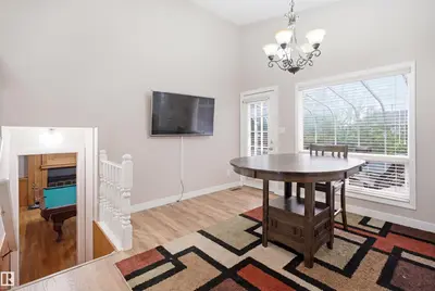 Interior photo 3 of 3220 42A AV NW