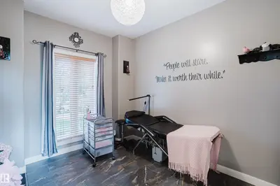 Interior photo 3 of 5206 Cercle Ciel CR
