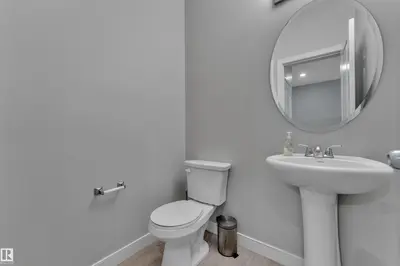 Interior photo 1 of 9328 PEAR LINK LI SW