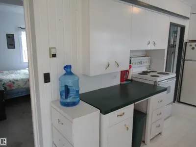 Interior photo 2 of 509 2 AV