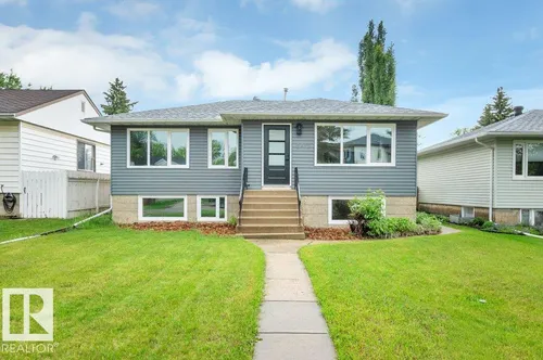 8712 89 AV NW, Edmonton - $550,000