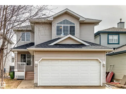 1815 36 AV NW, Edmonton - $480,000
