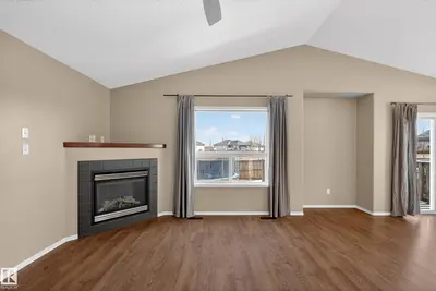 Interior photo 2 of 3779 18 ST NW