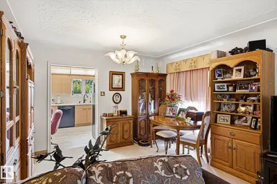 Interior photo 4 of 9747 67 AV NW