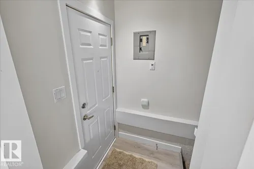9723 65 AV NW, Edmonton - $584,900