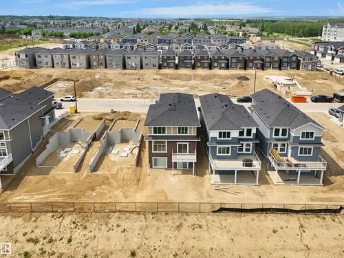 3319 CHICKADEE DRIVE NW, Edmonton - $899,800