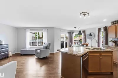 Interior photo 3 of 38 CRANSTON PL