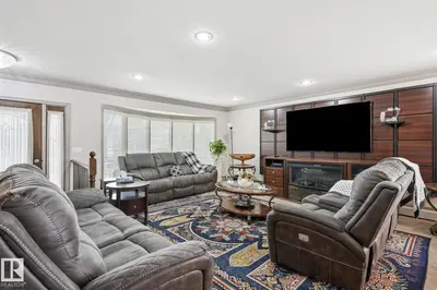 Interior photo 4 of 12131 101 ST NW NW