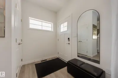 Interior photo 1 of 5181 EDGEMONT BV NW