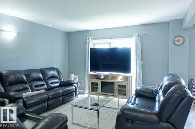 Interior photo 4 of 32 BRIDGEVIEW CR