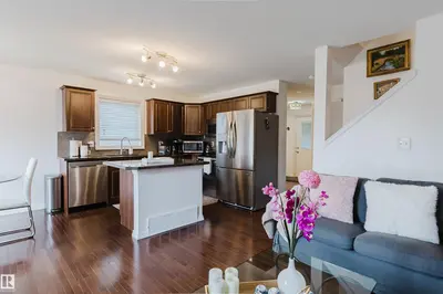 Interior photo 4 of 1289 CUNNINGHAM DR SW