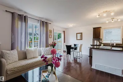 Interior photo 3 of 1289 CUNNINGHAM DR SW