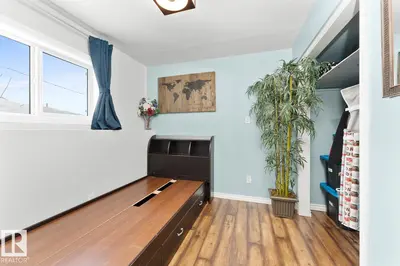 Interior photo 4 of 4804 45 ST