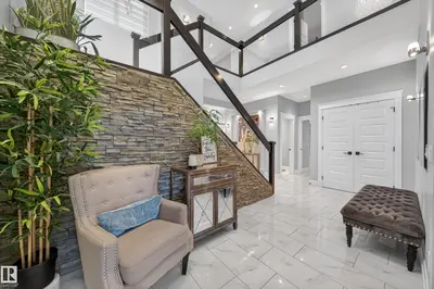 Interior photo 2 of 92 LAKELAND CR