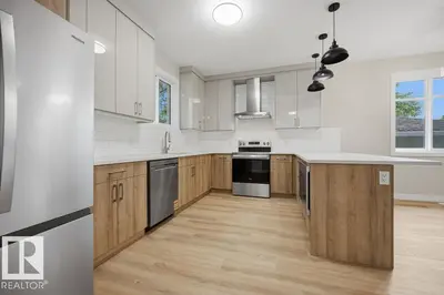Interior photo 4 of 6204 150 AV NW
